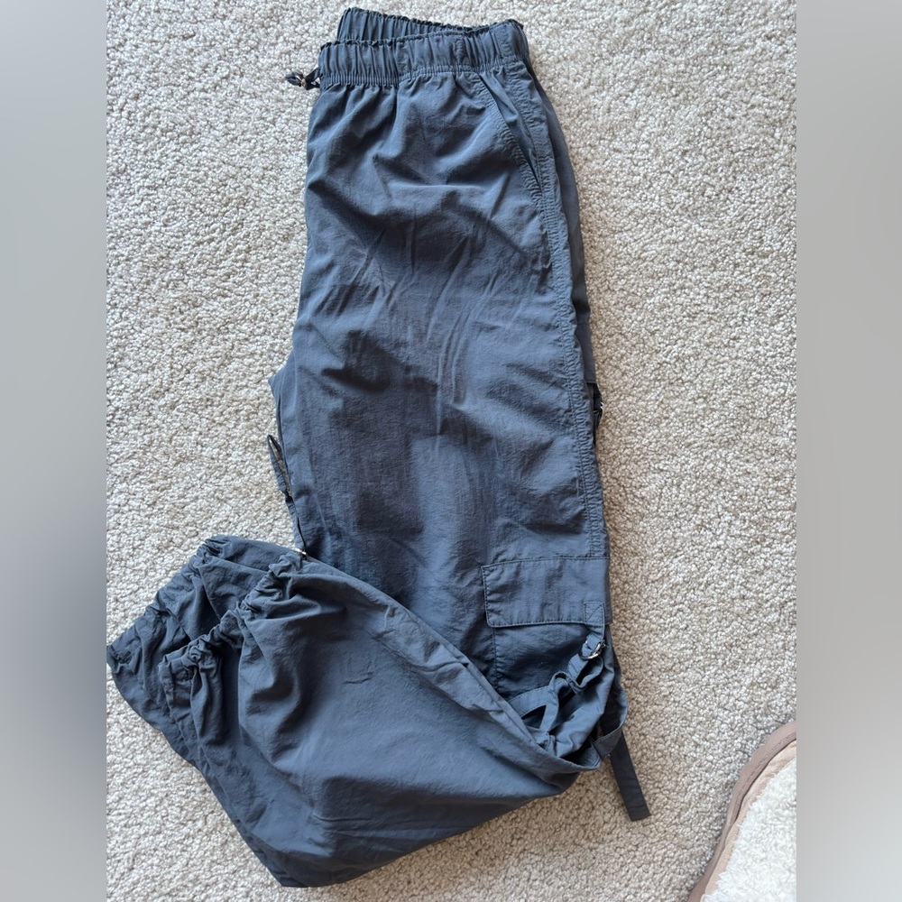 Gray Cargo Pants Love Tree M